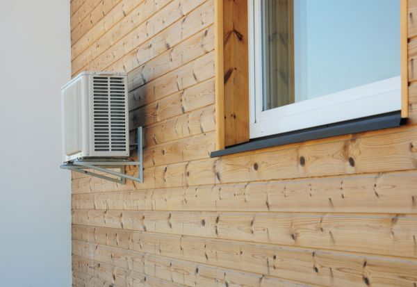 Cost of Pine Wood Siding Installation in Fort Walton Beach